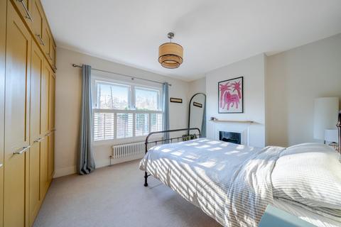 2 bedroom terraced house for sale, Robson Road, London, SE27