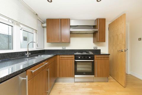 2 bedroom flat to rent, Laycock Street, London N1