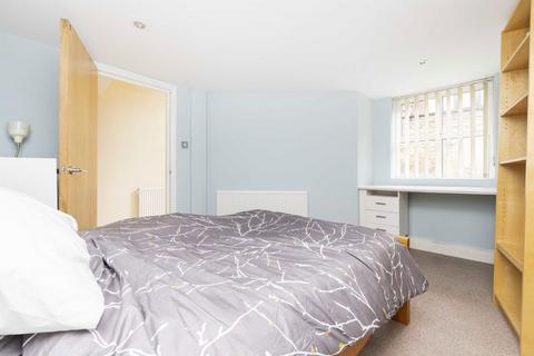 2 bedroom flat to rent, Laycock Street, London N1