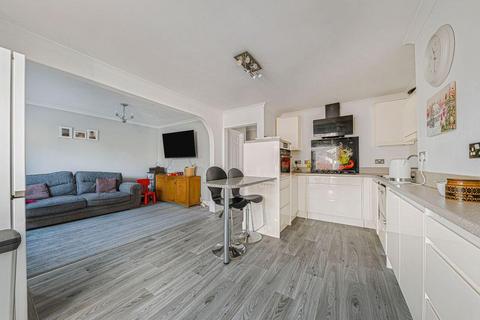 4 bedroom detached house for sale, Woodview Close, Orpington