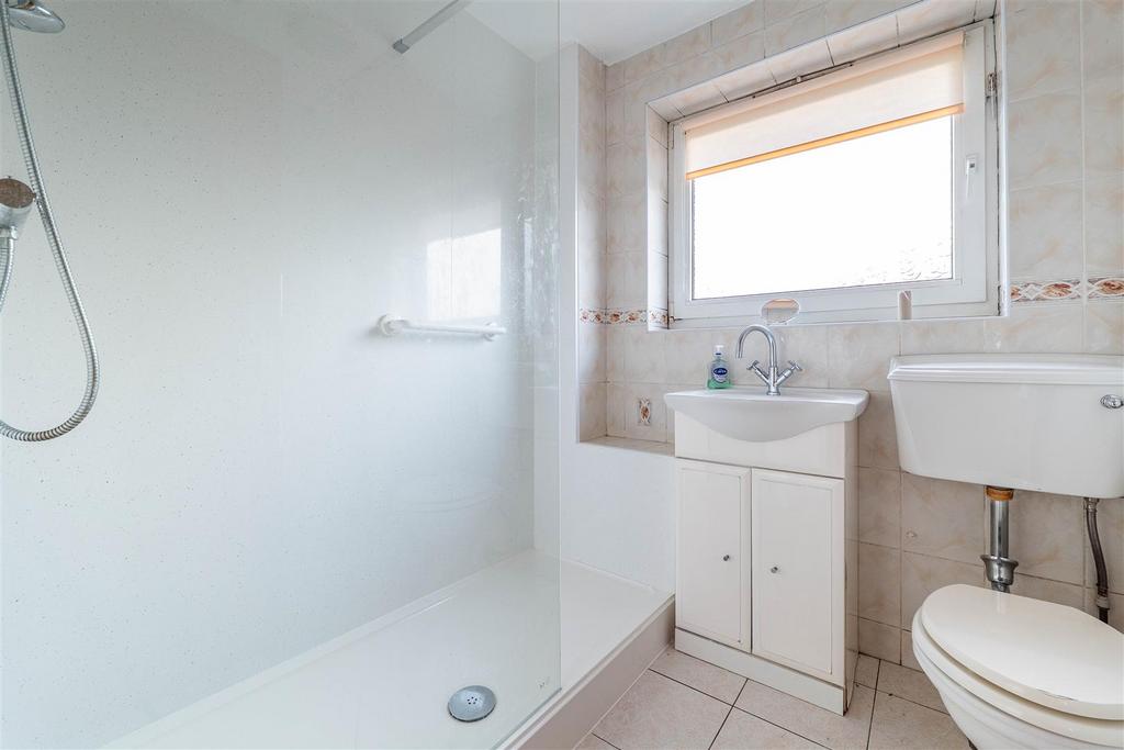 Family Shower Room