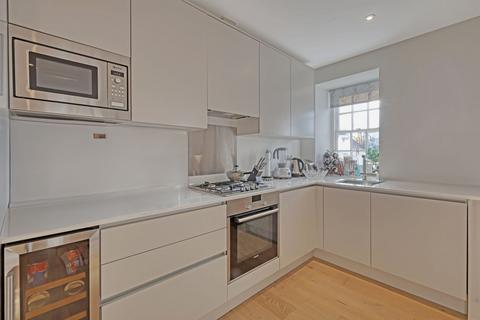 2 bedroom flat for sale, Safflower Lane, New Coach House, RM3