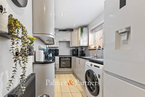 4 bedroom semi-detached house for sale, Monkwick Avenue, Monkwick, Colchester, Essex, CO2