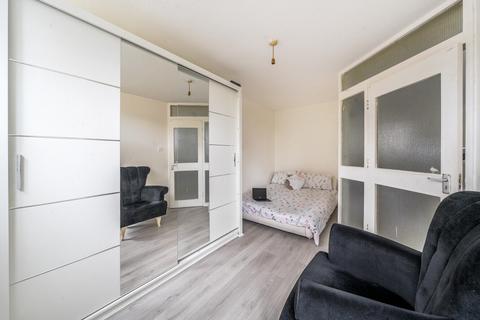 undefined, Longford Walk, Brixton, SW2