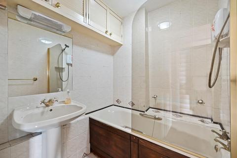 undefined, Green Vale, Ealing