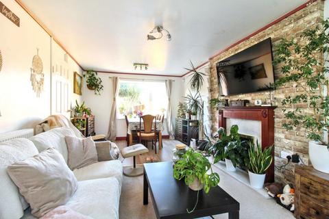 undefined, Longlands Road, Beeston, Nottingham, NG9 1LR