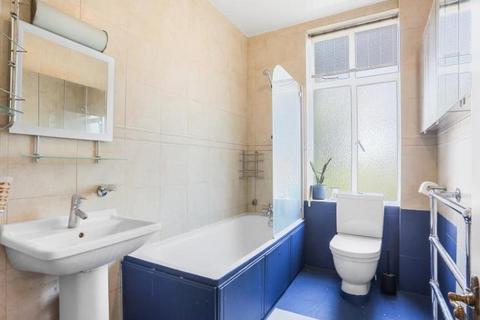 2 bedroom apartment to rent, Park Road, London NW1