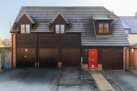 2 bedroom coach house for sale, Ulysses Road, Swindon, Wiltshire, SN25 2JR