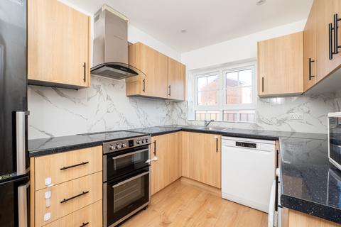 undefined, St. James Road, Sutton SM1