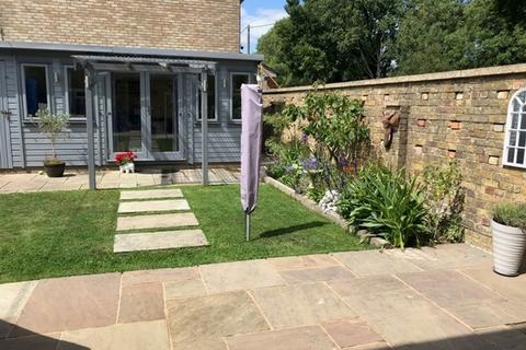 undefined, Montague Close, Southampton SO19