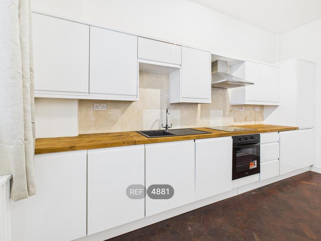Kitchen/Living area