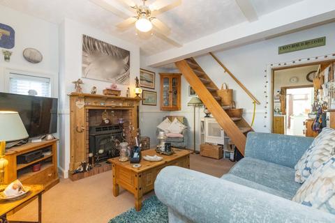 2 bedroom end of terrace house for sale, Spring Lane, Warwickshire CV8