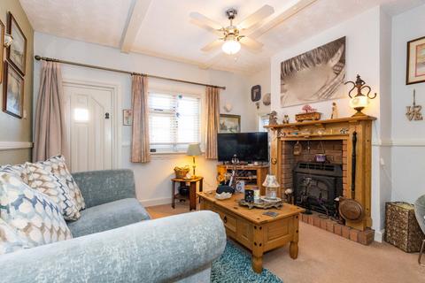 2 bedroom end of terrace house for sale, Spring Lane, Warwickshire CV8
