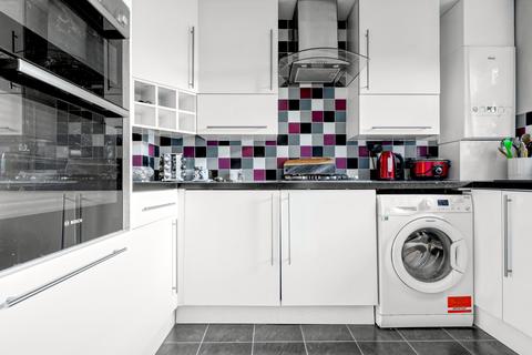 2 bedroom terraced house for sale, Bourne Close, Ware, SG12