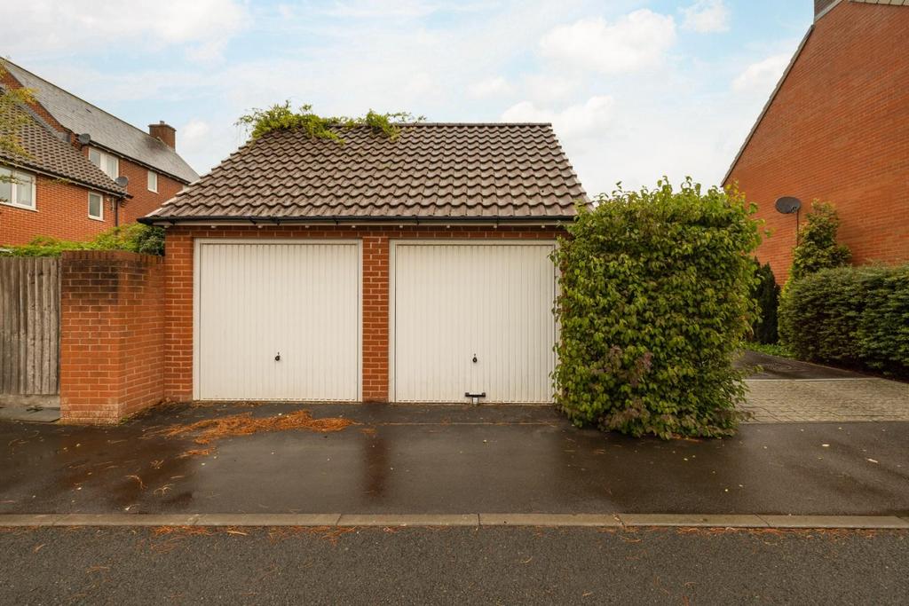 Garage.jpg