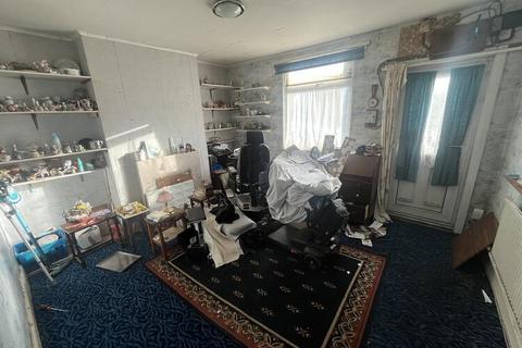 3 bedroom terraced house for sale, South Street, Ellistown, Coalville, LE67