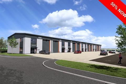 Distribution warehouse to rent, Westpark Wellington TA21 9AD