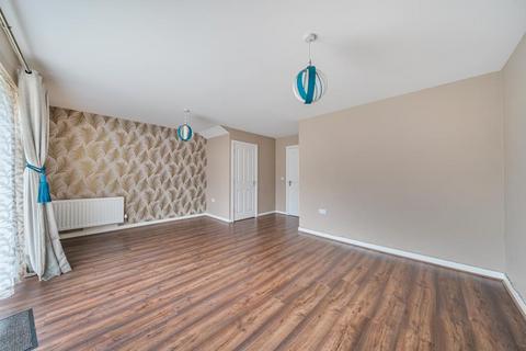 undefined, Cardinal Drive,  Aylesbury,  HP18