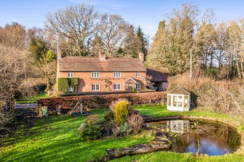 undefined, Newells Lane, Lower Beeding, RH13