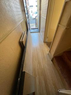 3 bedroom terraced house to rent, Salisbury Street, Swindon SN1