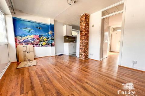 1 bedroom flat to rent, Berners Way, Broxbourne, EN10