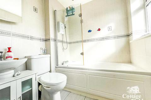 1 bedroom flat to rent, Berners Way, Broxbourne, EN10