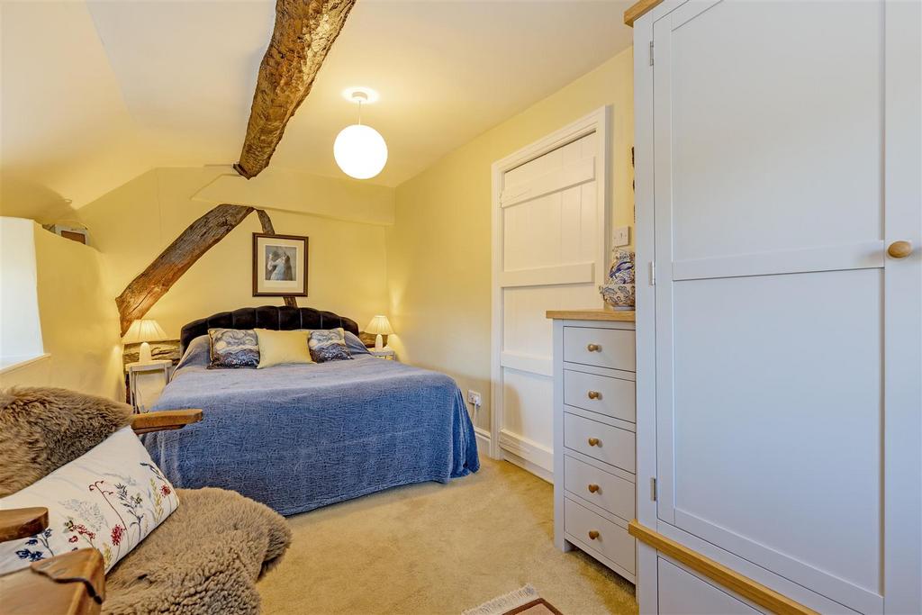 Bedroom 2-1.jpg