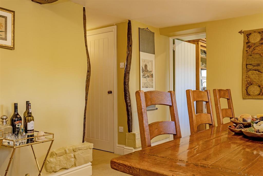 Dining Room-1.jpg