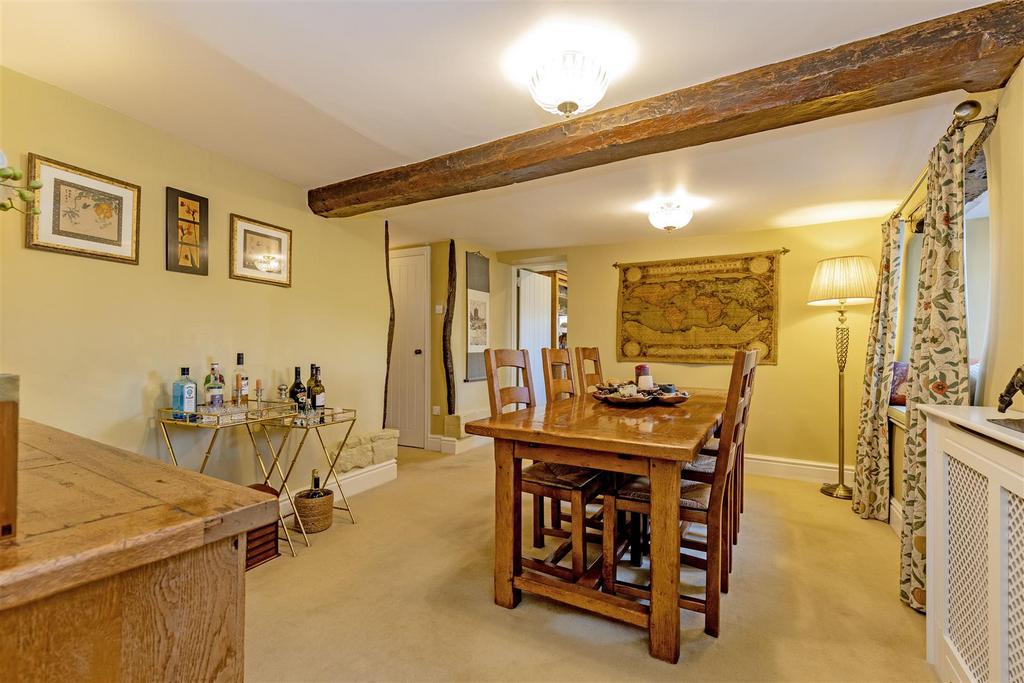 Dining Room-2.jpg
