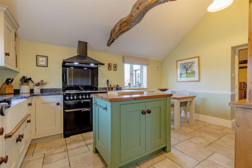 Kitchen-3.jpg