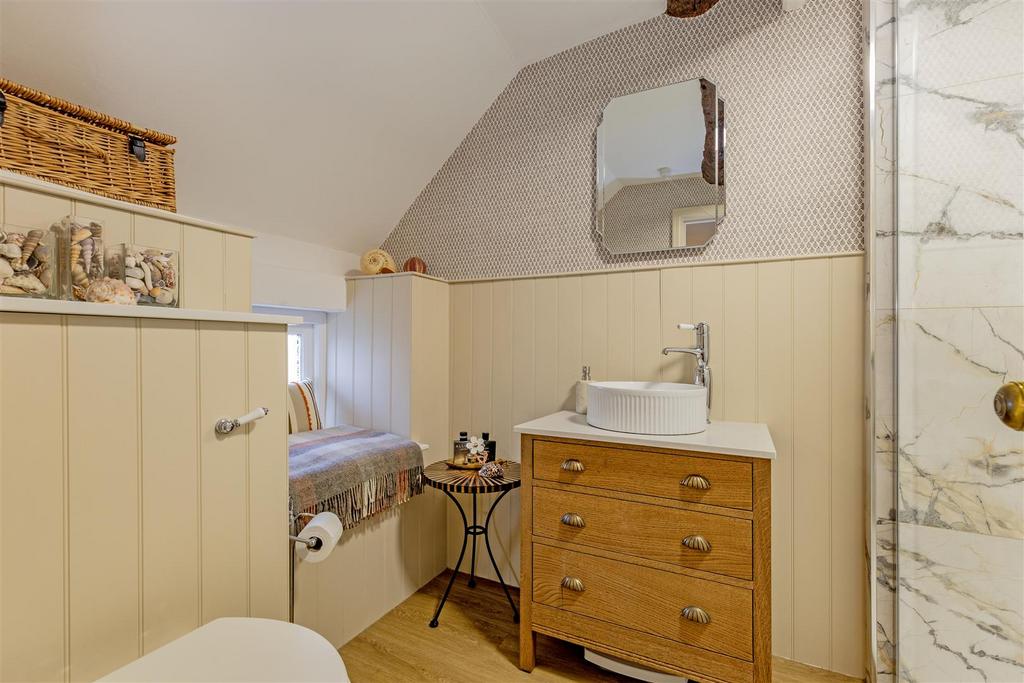 Shower Room-2.jpg