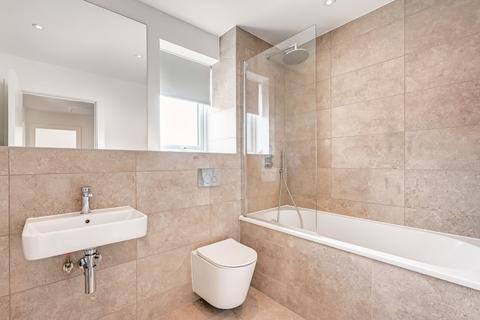 3 bedroom terraced house to rent, Gills Yard, Wakefield, WF1