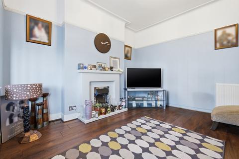 4 bedroom detached house for sale, Woodford Green IG8