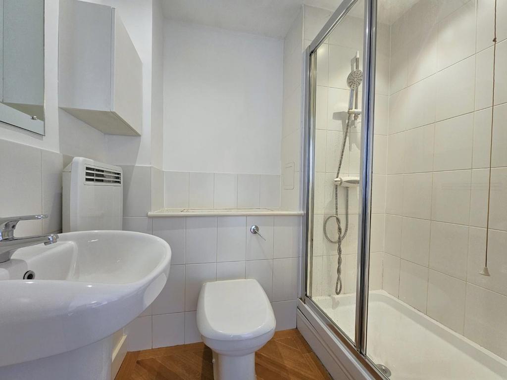 Ensuite.jpg