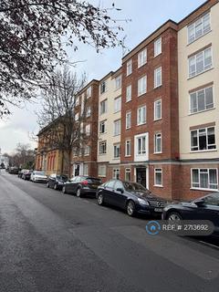 2 bedroom flat to rent, Charlbert Court, London, NW8