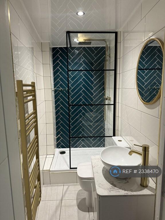 Modern Bathroom