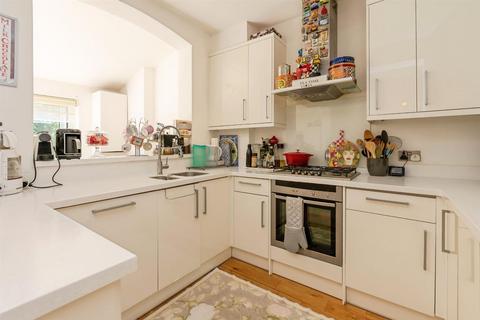 3 bedroom semi-detached house for sale, Chanctonbury Way, Woodside Park