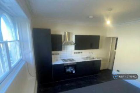 2 bedroom maisonette to rent, Whiteladies Road, Bristol, BS8