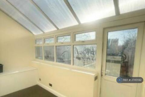 2 bedroom maisonette to rent, Whiteladies Road, Bristol, BS8