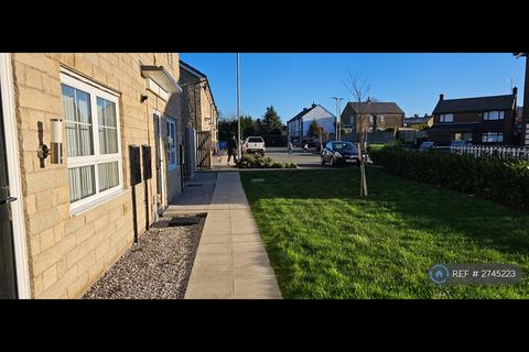 2 bedroom terraced house to rent, Atherton Court, Hyde, SK14