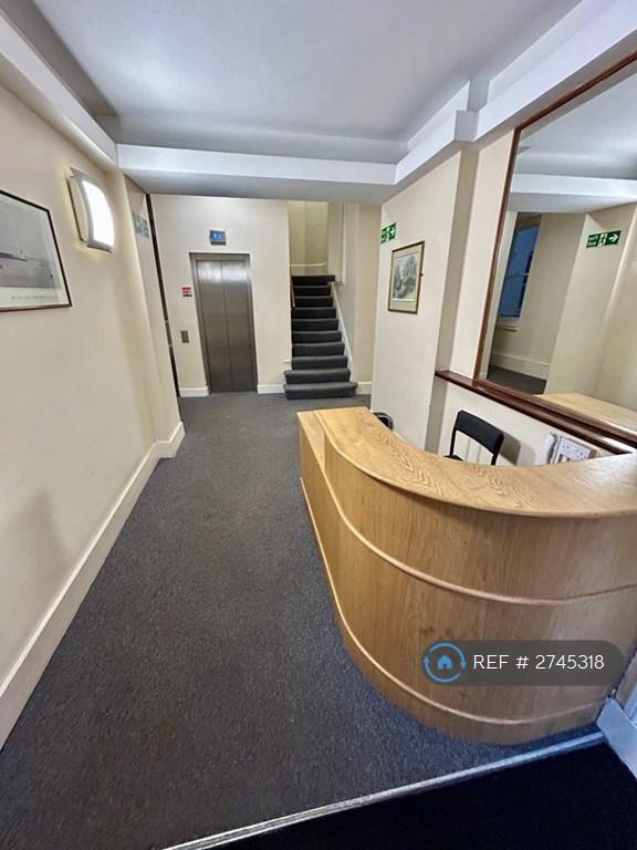 Concierge Desk