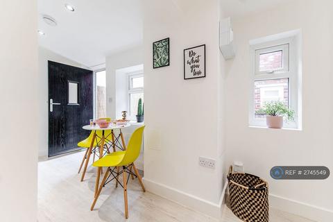 undefined, Hunters Lane, Oldham, OL1