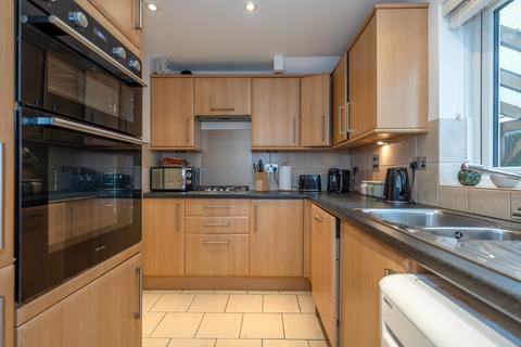 3 bedroom semi-detached house for sale, The Pines, Horsham, RH12