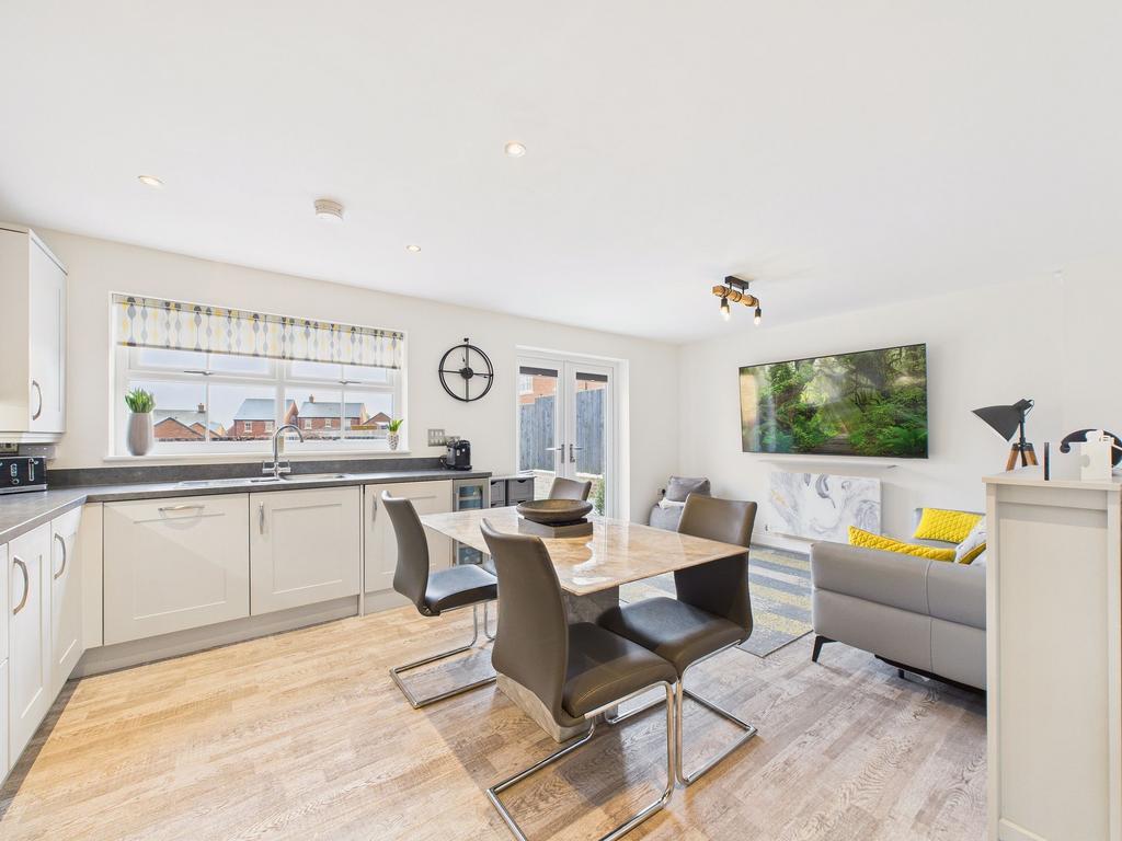 Dining Kitchen