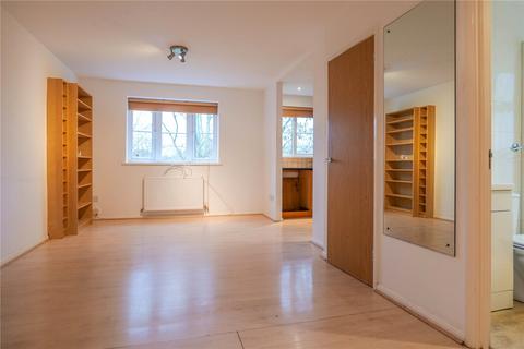 undefined, Muirfield Close, Berkshire RG1