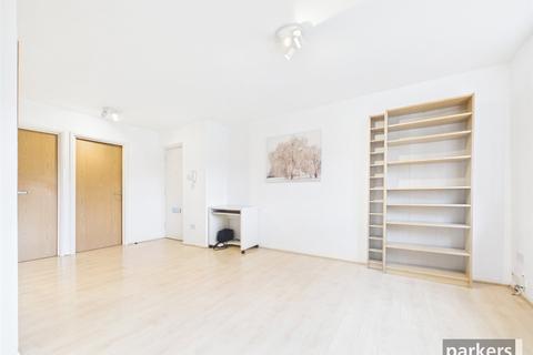undefined, Muirfield Close, Berkshire RG1