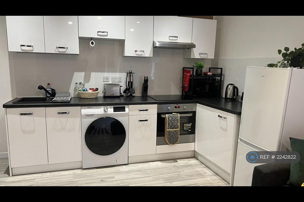 Fully Furnished Kitchen