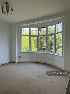 1 bedroom flat to rent, London Road, Leigh-On-Sea, SS9