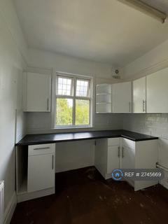 1 bedroom flat to rent, London Road, Leigh-On-Sea, SS9