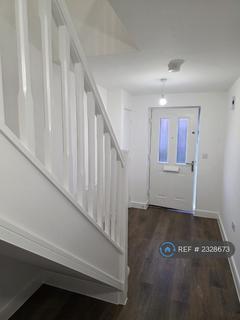 4 bedroom detached house to rent, Phoenix Way, Norwich, NR5
